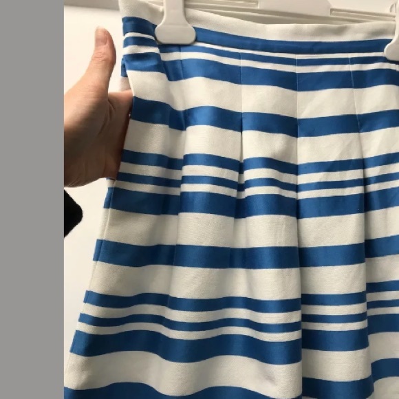 LOFT Women’s Full/Circle Striped Skirt Size 6 - Picture 2 of 8